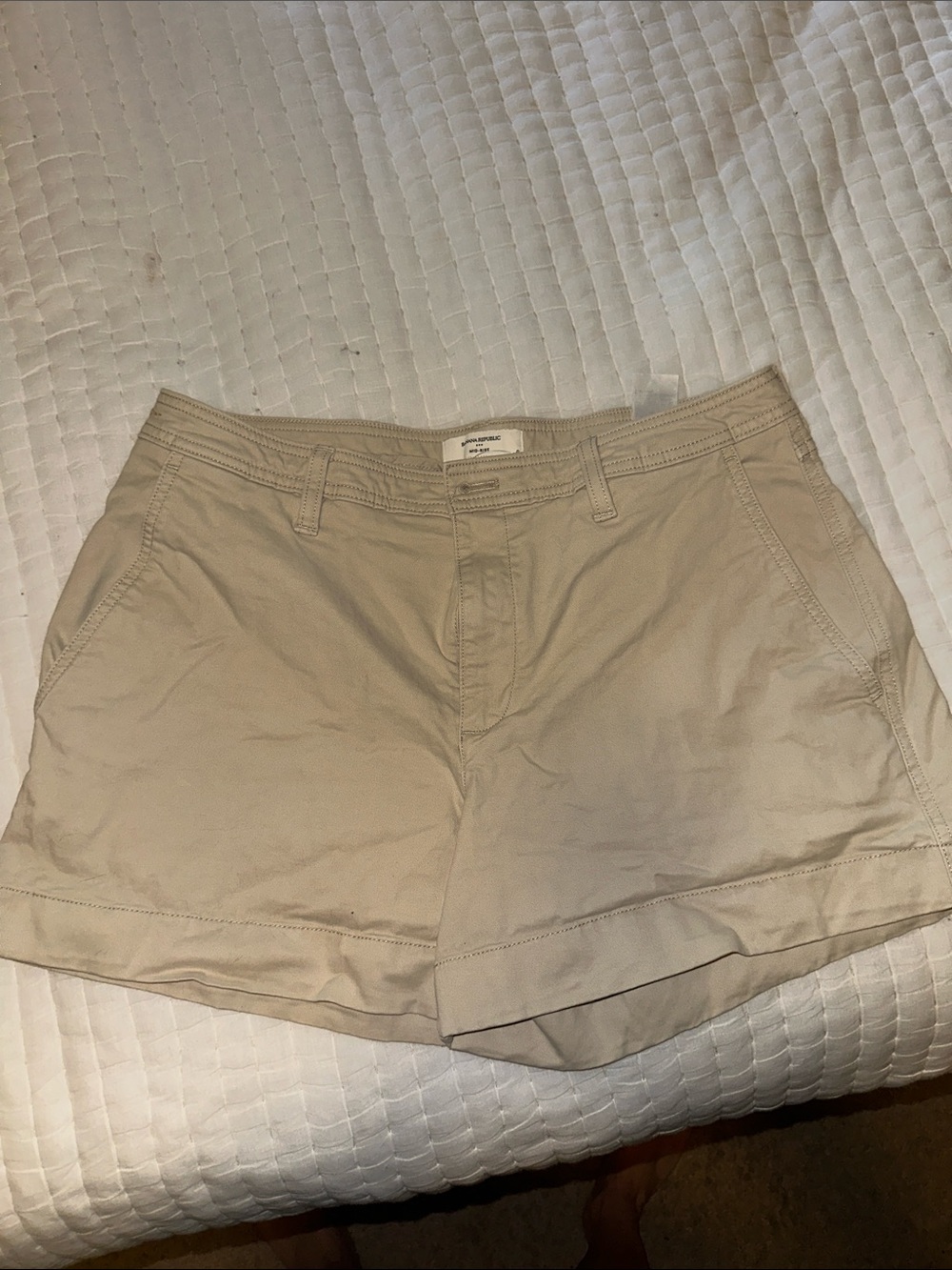 Banana Republic Beige Cotton Chino Shorts